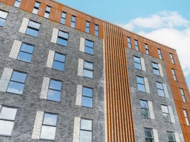 Studio for rent in Stoke, Stoke-on-Trent
