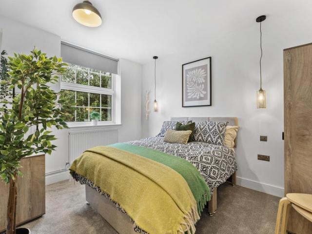 Studio for rent in Upperton, Eastbourne