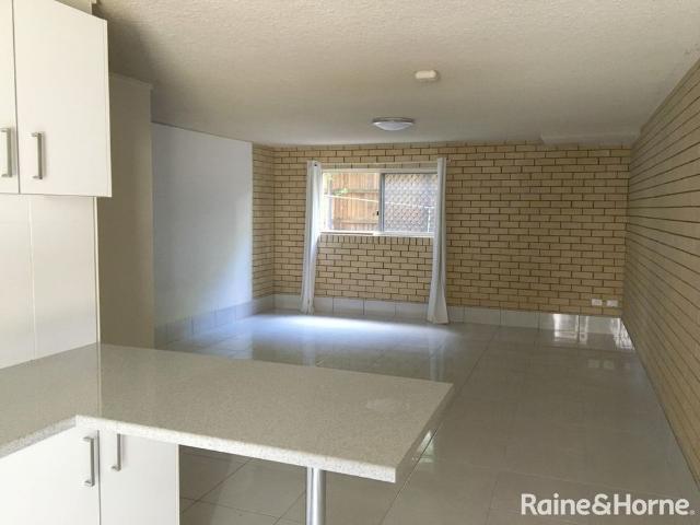 Granny Flat for rent in St Lucia, Greater Brisbane