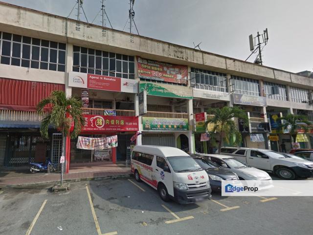 Shop for rent in Kajang, Langat