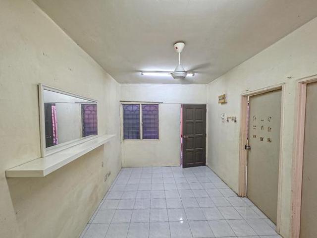 Apartment for sale in Kajang, Langat