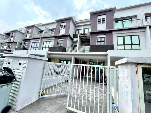 Townhouse for sale in Bandar Baru Bangi, Majlis Perbandaran Kajang