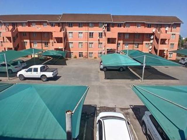 Apartment for sale in Seaview, Kwazulu-natal