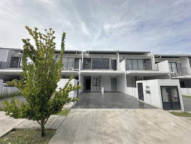 Townhouse for sale in Kajang, Langat