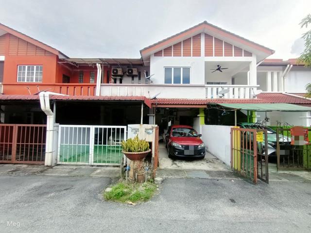 Townhouse for sale in Selayang, Selangor