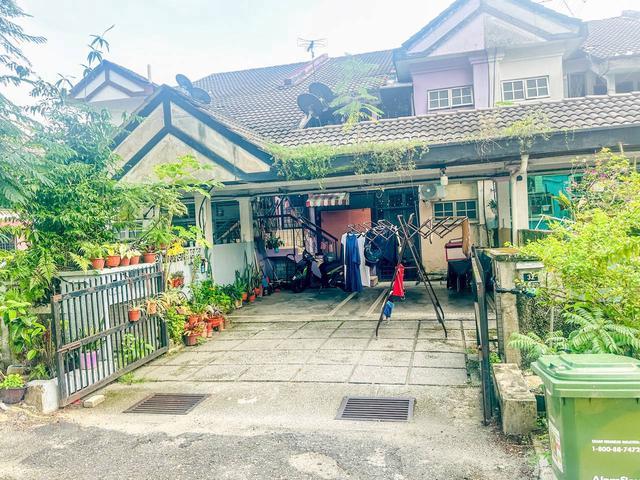 Townhouse for sale in Country Heights Damansara, Kuala Lumpur