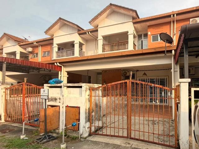 Townhouse for sale in Petaling, Alam Impian