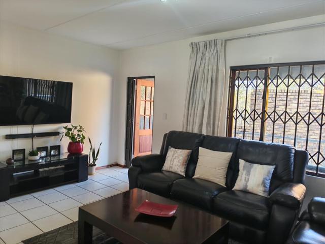 House for rent in Vosloorus, Gauteng