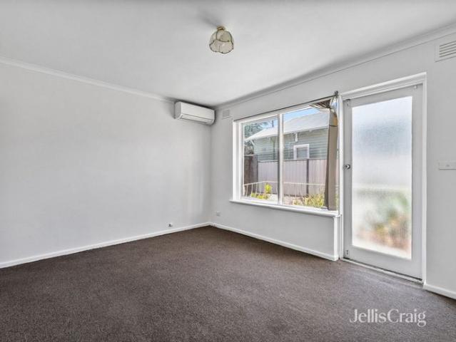 Apartment for rent in Newport, Melbourne
