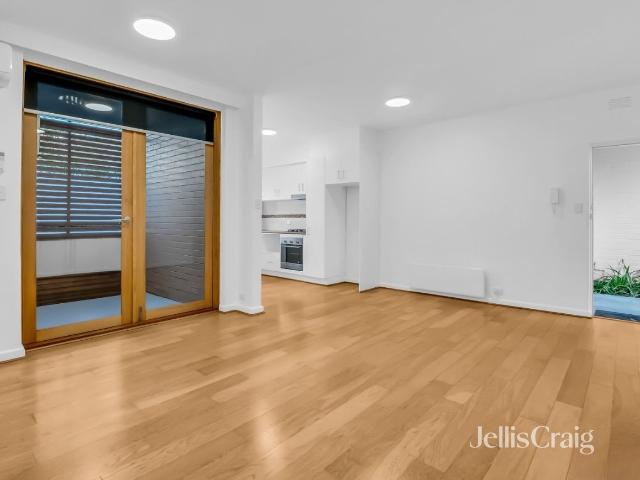 Apartment for rent in East Melbourne, Melbourne