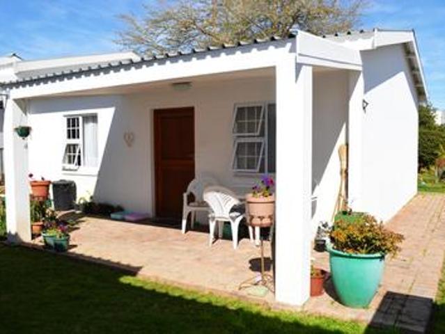 Apartment for sale in Groot Brak Rivier, Western Cape