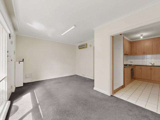 Apartment for rent in Essendon, Melbourne