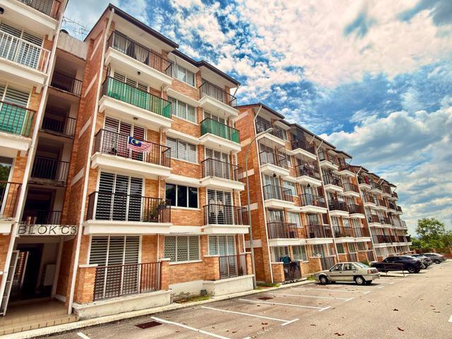 Apartment for sale in Kajang, Langat