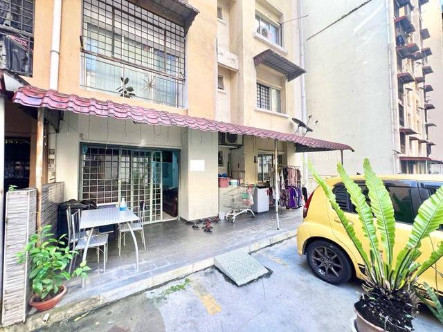 Apartment for sale in Petaling, Subang Jaya