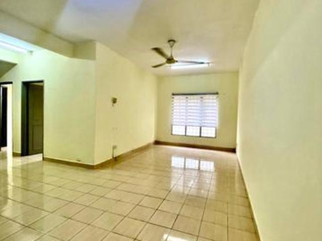 Condominium for sale in Petaling, Alam Impian
