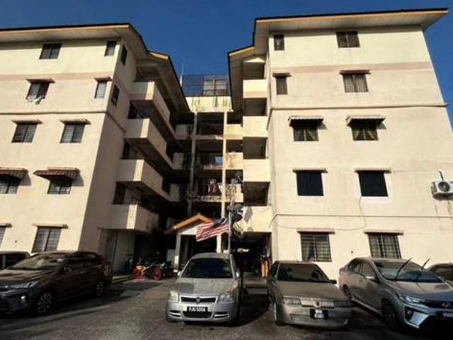 Flat for sale in Wellesley, Penang