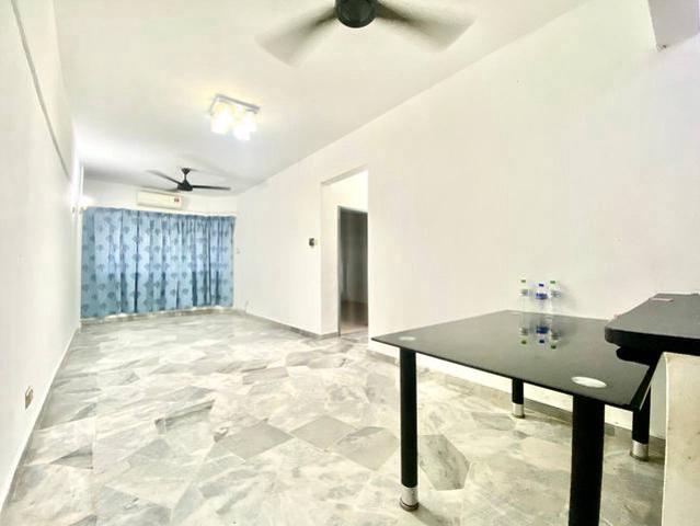 Apartment for sale in Kajang, Langat