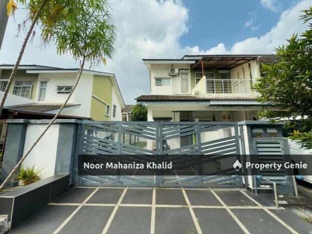 Townhouse for sale in Tanjong Sepat, Selangor
