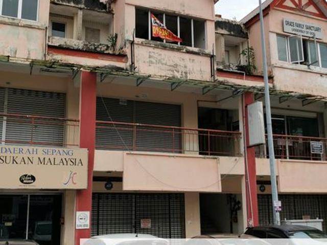 Shop for rent in Tanjong Sepat, Selangor