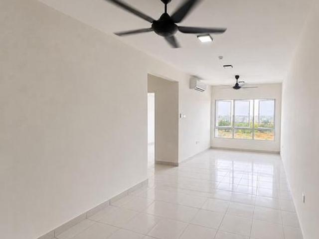 Apartment for rent in Tanjong Sepat, Selangor