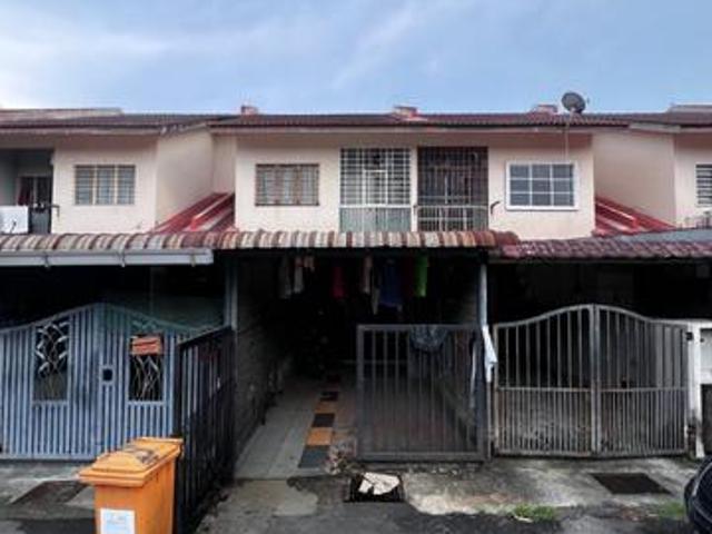 Townhouse for sale in Petaling, Alam Impian