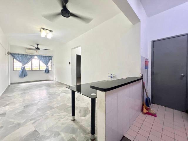 Apartment for sale in Kajang, Langat