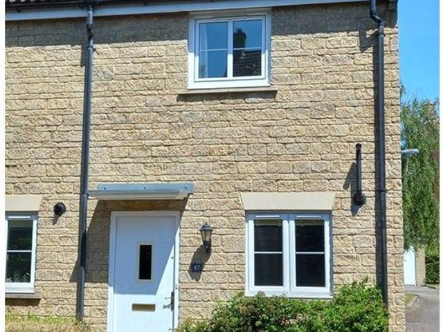 House for rent in Calne