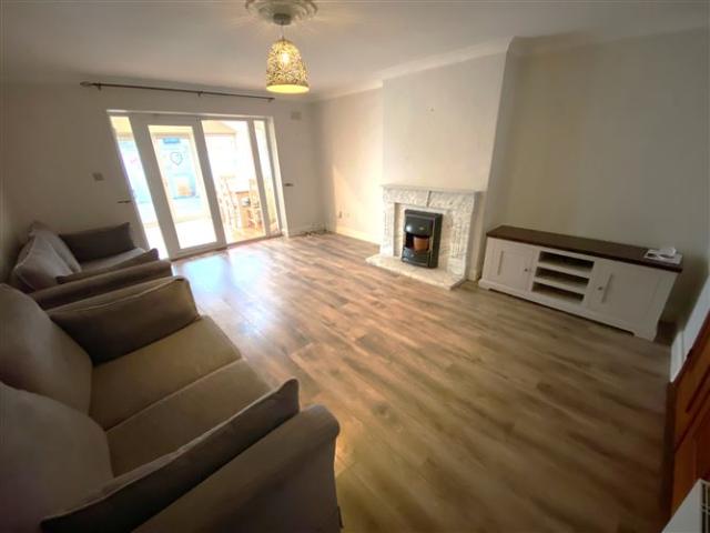 Property to rent in Bluebell, North Tipperary