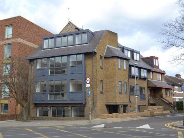 Apartment for rent in Surbiton, Greater London