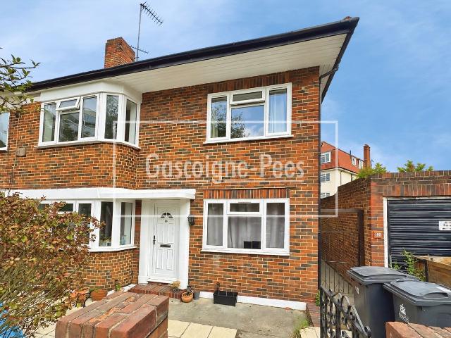 Apartment for rent in Royal Borough of Kingston upon Thames, Greater London