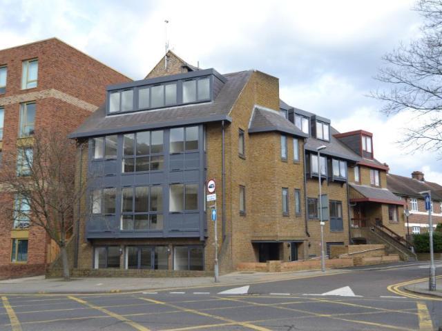 Apartment for rent in Surbiton, Greater London
