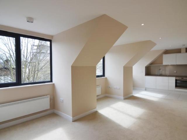 Studio for rent in Surbiton, Greater London