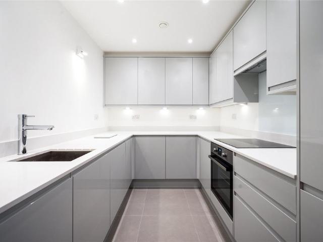 Apartment for rent in St. John's Wood, Greater London