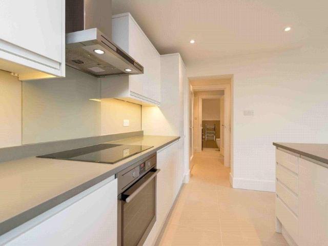 Apartment for rent in St. John's Wood, Greater London