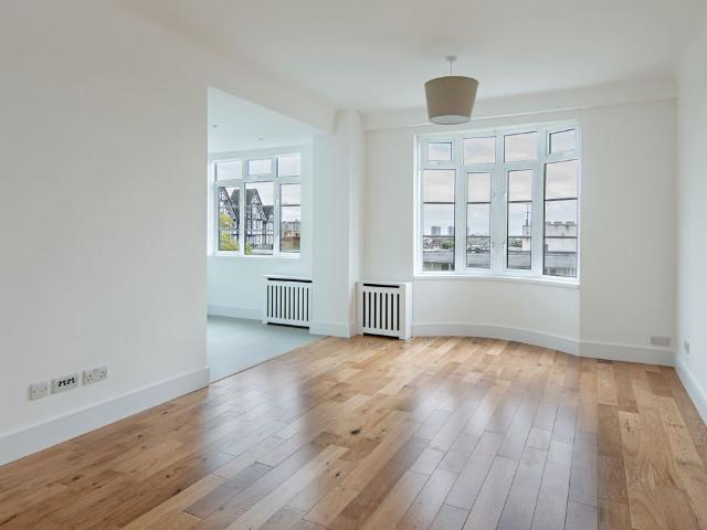 Apartment for rent in St. John's Wood, Greater London