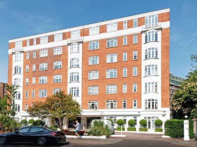 Apartment for rent in St. John's Wood, Greater London