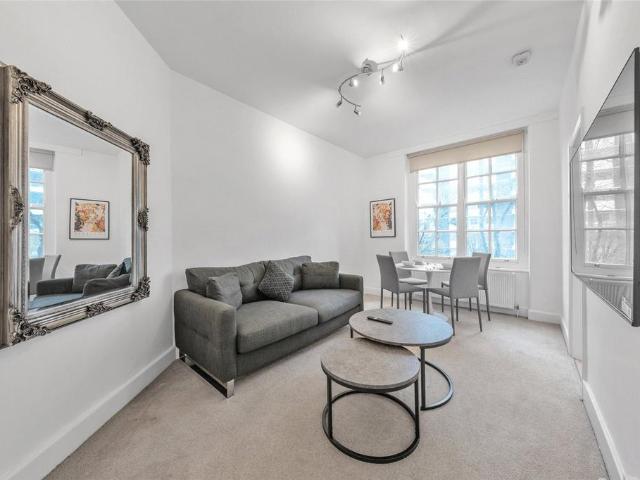 Apartment for rent in St. John's Wood, Greater London