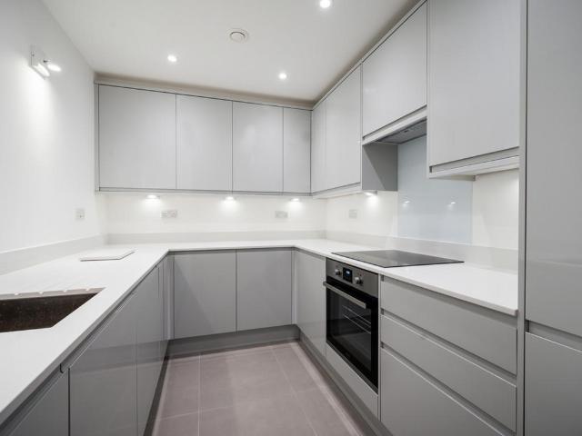 Apartment for rent in St. John's Wood, Greater London