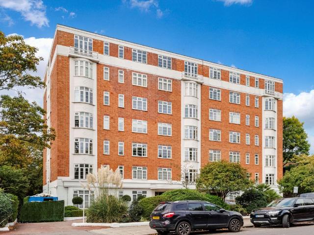 Apartment for rent in St. John's Wood, Greater London
