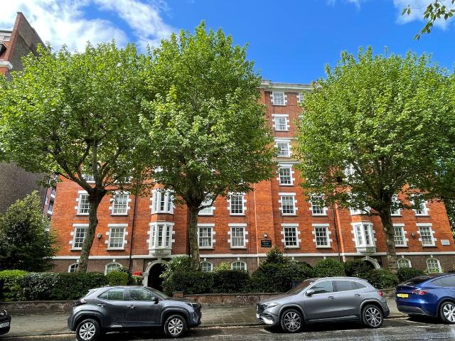 Studio for rent in St. John's Wood, Greater London