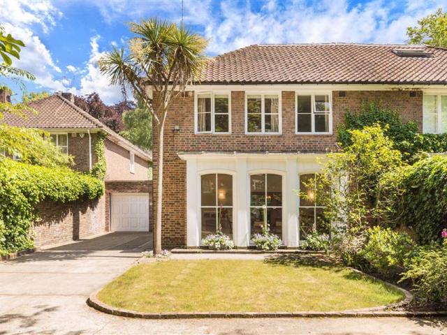 House for rent in St. John's Wood, Greater London