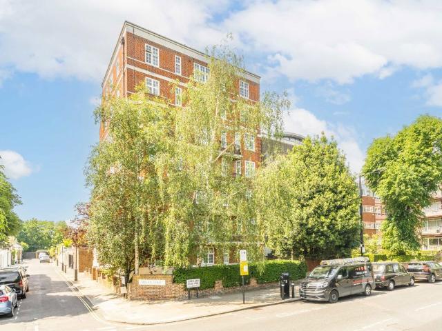 Apartment for rent in St. John's Wood, Greater London
