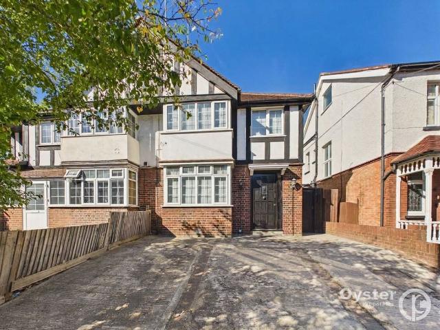 House for rent in Greenhill, Greater London