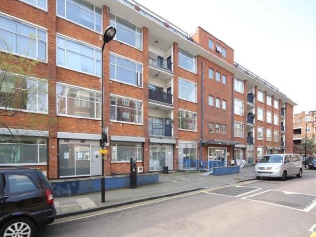 Apartment for rent in Norbiton, Greater London
