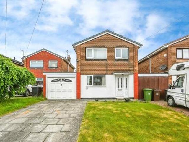 House for sale in Calderstones