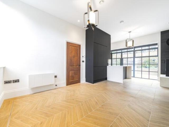 Apartment for rent in Hammersmith, Greater London
