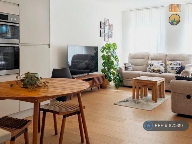 House for rent in Kingsbury, Greater London
