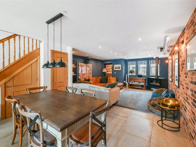 House for rent in Strand-on-the-Green, Greater London