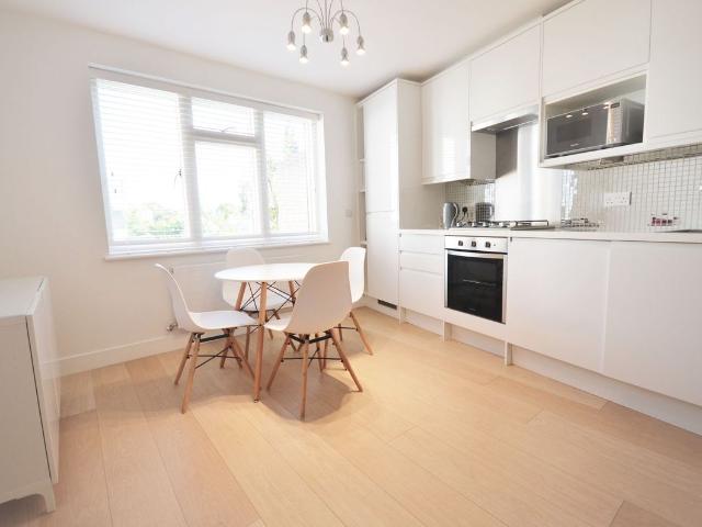Apartment for rent in London Borough of Ealing, Greater London