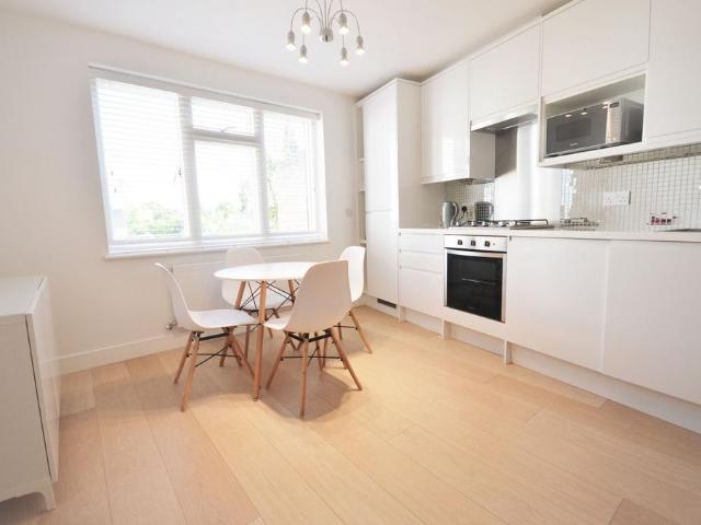 Apartment for rent in London Borough of Ealing, Greater London